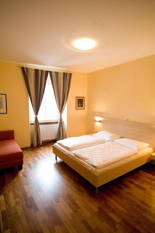 Gasthof Ludl Groß-Enzersdorf Cameră foto